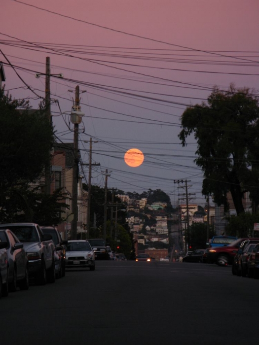lune et cables / moon and cables